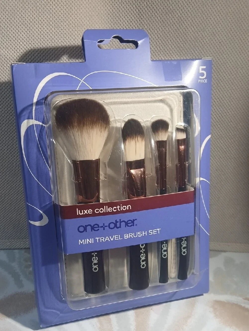 Mini Travel Brush Set in Rose Gold and Black